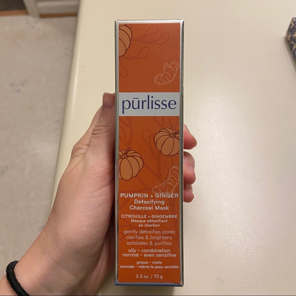 Purlisse Charcoal mask